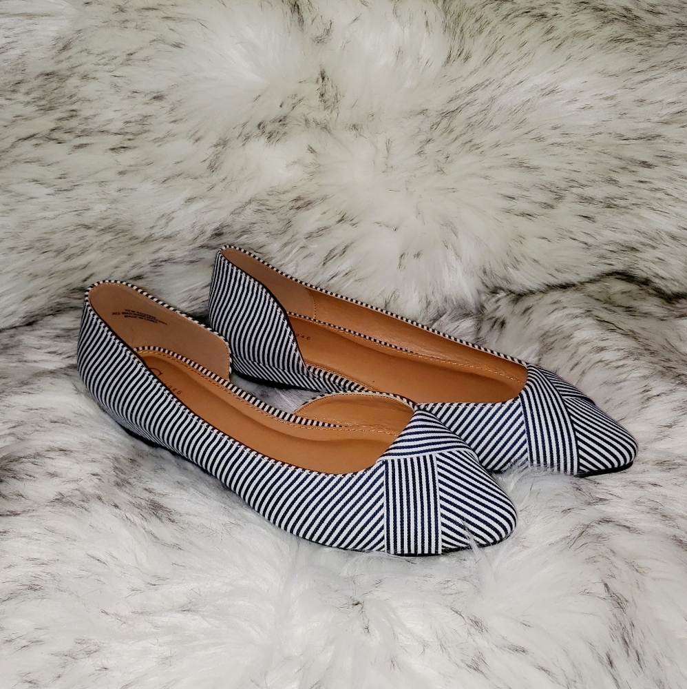 NWOT striped flats